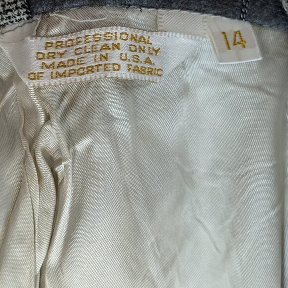 Gray Tweed Straight Pleated Knee Length Lined Suit Skirt; Size 14 - Picture 4 of 5